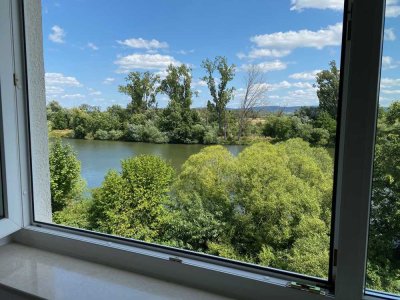 2-Zimmer-Wohnung mit Balkon und Mainblick in Seligenstadt