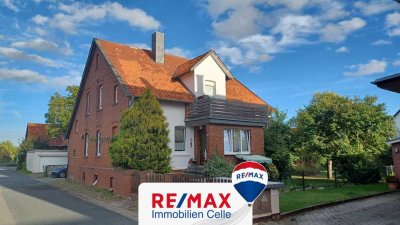 Einfamilienhaus mit Einliegerwohnung und großem Garten! (AS-6196)