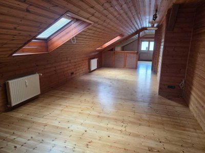 ~ Provisionsfrei ~ 91 m² Dachgeschosswohnung in Nieder-Hilbersheim