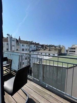 Stilvolle 2-Zimmer-Loft-Wohnung mit Balkon in Düsseldorf (Teilmöbliert)