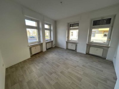 Gemütliche 3-Zimmer-Wohnung im Erdgeschoss mit Wintergarten!