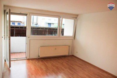 Zentrale 3 ZI WHG mit Balkon und Carport in Friedlingen. Renoviert!