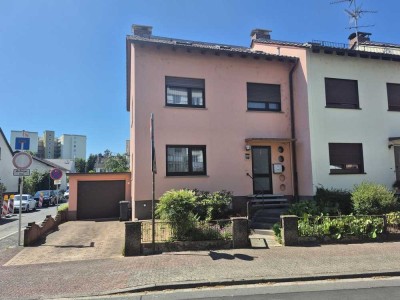 Reihenendhaus mit Charme und Potenzial in ruhiger Lage von Maintal-Dörnigheim