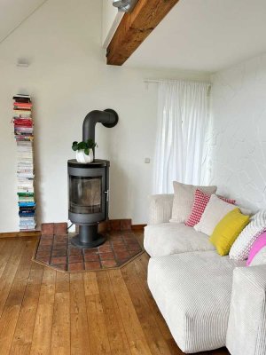 Schöne 3-Zimmer-Maisonette-Wohnung mit geh. Innenausstattung