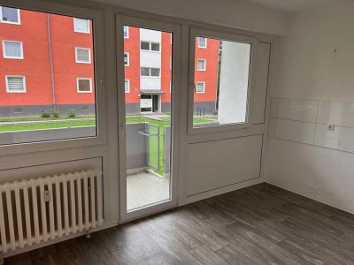 ...-frühstücken auf dem Balkon-EG,3 Zimmer,  Keller