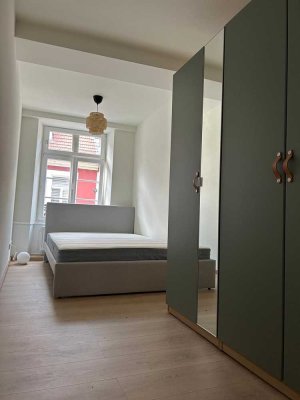 Möblierte Wohnung, 75 qm, 2 Zimmer zzgl. offener Wohnküche u. Terrasse in Heidelberg Altstadt