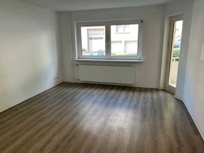 3 Zimmer Wohnung mit Balkon im Erdegschoss