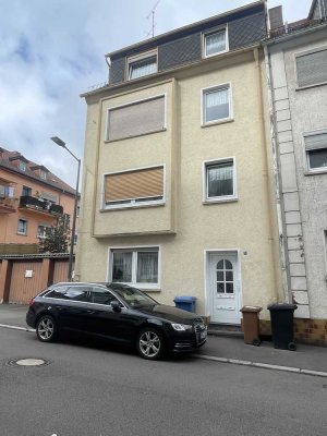 Voll vermietetes Mehrfamilienhaus in Pirmasens - attraktive Kapitalanlage