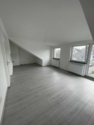 Erstbezug nach Sanierung – moderne 2,5-Zimmer-Wohnung mit Balkon in Witten