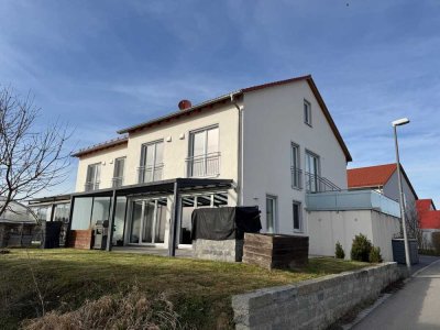 Familienfreundliche Doppelhaushälfte mit Garten in Gerolsbach zu verkaufen! Provisionsfrei!