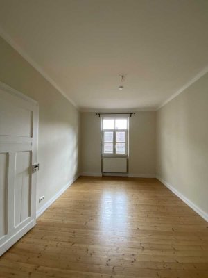 Helle 3-Zimmer Wohnung mit Balkon im 2. OG in Aschaffenburg Stadtmitte