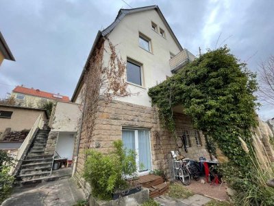 Mehrfamilienhaus mit Garten