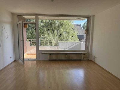 Krefeld-Oppum: Bezugsfreie gut geschnittene 3-Zimmer-Wohnung mit Balkon und Tiefgaragenstellplatz
