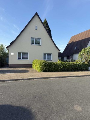 Wohnen mit Weitblick – Freistehendes Einfamilienhaus mit möglicher Erweiterung