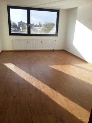 Gepflegte 3-Zimmer Wohnung im 3. OG mit Balkon in Bonn-Duisdorf
