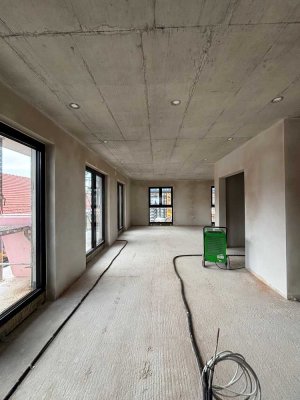 Erstbezug mit Balkon und Einbauküche: Exklusive 4-Raum-Wohnung mit geh. Innenausstattung in Peiting