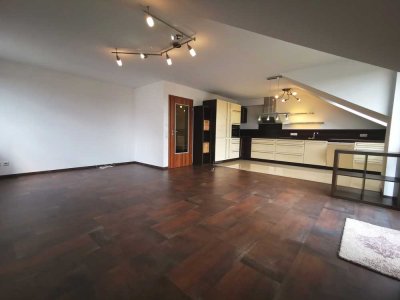 4-Zimmer-Wohnung mit Balkon und Aussicht, modern, hell, ruhige Lage, provisionsfrei