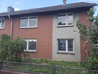Stilvolle 3-Zimmer-Wohnung mit großer Nutzfläche in Kamp-Lintfort