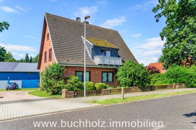 Wenzendorf - Landleben pur - Ruhiges Wohnen in einem 3 Parteien Haus mit Stellplatz und Garage