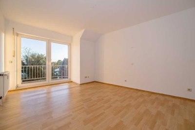 Heller Maisonette-Traum mit Balkon: 2 Etagen, Ankleide & Homeoffice