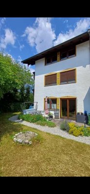 Helle gut geschnittene 1,5-Zimmer Wohnung im EG in Brannenburg