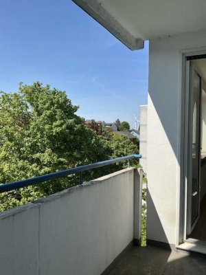 Frisch gestrichene 2-Raumwohnung mit Sonnenbalkon in Langenberg