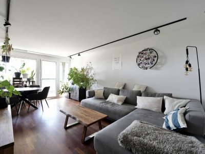 Helle, moderne 3-Zimmer-Wohnung mit sonnigem Balkon ins Grüne