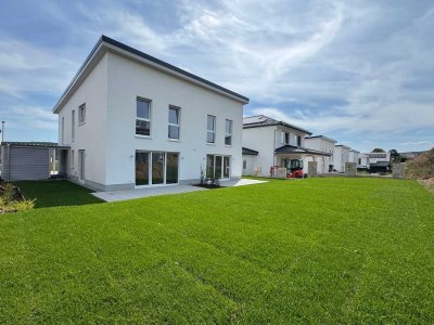Wie ein eigenes Haus: Neubau * 4 Zimmer * Einbauküche *  Garten *  Carport * 100 % Schlüsselfertig