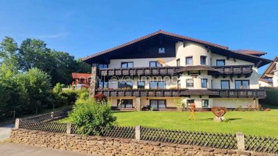 Vermieten, Wohnen, Erholen - dieses Haus kann alles! Einmalige Chance im Bayerischen Wald