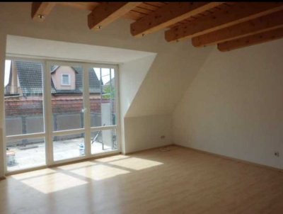 Helle, großzügige 3,5-Zi-Maisonette Wohnung