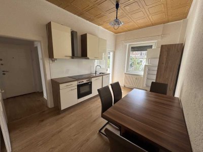 Helle 2-Zimmer Wohnung mit Balkon im 1. OG in Ludwigshafen Nord/Hemshof