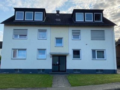 Schöne helle DG-Wohnung in BI-Ummeln