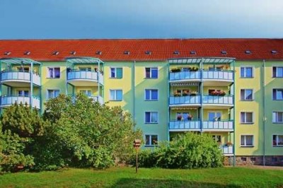 Sehr helle Wohnung in zentraler Wohnung zu vermieten!