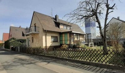 Freistehendes Haus mit Garten & Garage, provisionsfrei