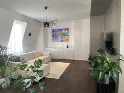 Exklusive Wohnung in Frankfurt-Sachsenhausen mit Skylineblick – Möbliert (29.11.24 - 14.02.26)