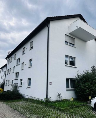 3 Zimmer Wohnung mit Balkon & Stellplatz
