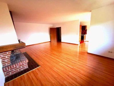 2-Zimmer-Wohnung mit Balkon, Garage und Stellplatz in zentraler Lage