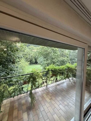 Neuwertige Wohnung mit einem Zimmer sowie Balkon und Einbauküche in Schlangenbad