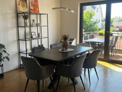 Moderne 3-Zimmerwohnung in Architektenhaus mit Balkon