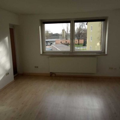 Große 3-Zimmer Wohnung in zentraler Lage