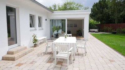 Voll Möbliert - Luxuriöses Einfamilienhaus mit großer Terrasse und schönem Garten in Bothfeld