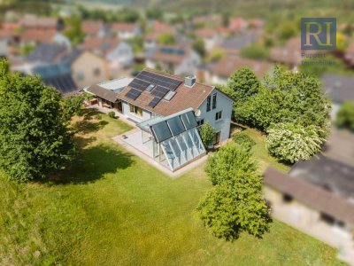 Einfamilienhaus mit Einliegerwohnung und wunderbarem Garten