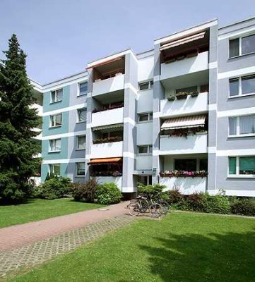 Schöne 4-Zimmer-Wohnung im 2. OG. mit Balkon