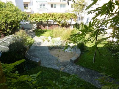 Hochwertige 4-Zimmer-Wohnung mit Loggia und Stellplatz in City-Lage