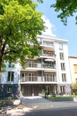 Exklusive, neuwertige 3-Zimmer-Wohnung mit Balkon und EBK in  Pankow, Berlin