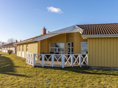 Schönhagen: Hochwertiges Ferienhaus mit 6 Schlafzimmern und Schwimmbad, Sauna, Dampfbad, Terrasse