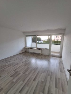 Top 3 Zimmer Wohnung mit Balkon im Erdgeschoss!