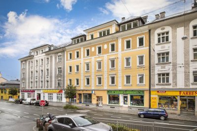 Gelegenheit! 2-Zimmer-Wohnung mit Balkon - Sanierungsbedarf