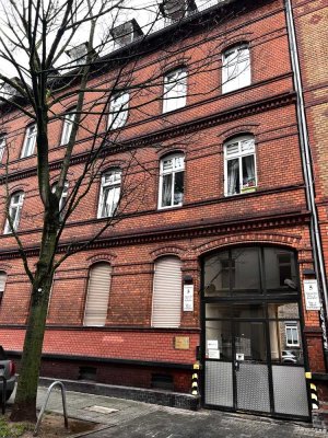 schöne 2ZKB Altbauwohnung zentral in Wiesbaden