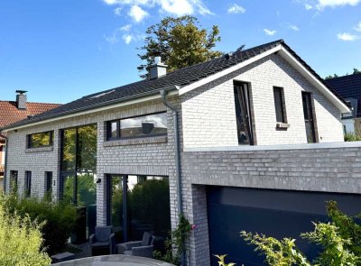 Einfamilienhaus in direkter Strand- und Waldlage!
